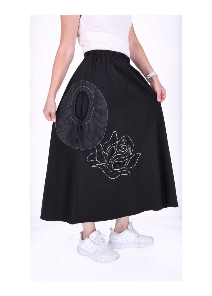 Sweatrock Splash of Color mit Blumendetail