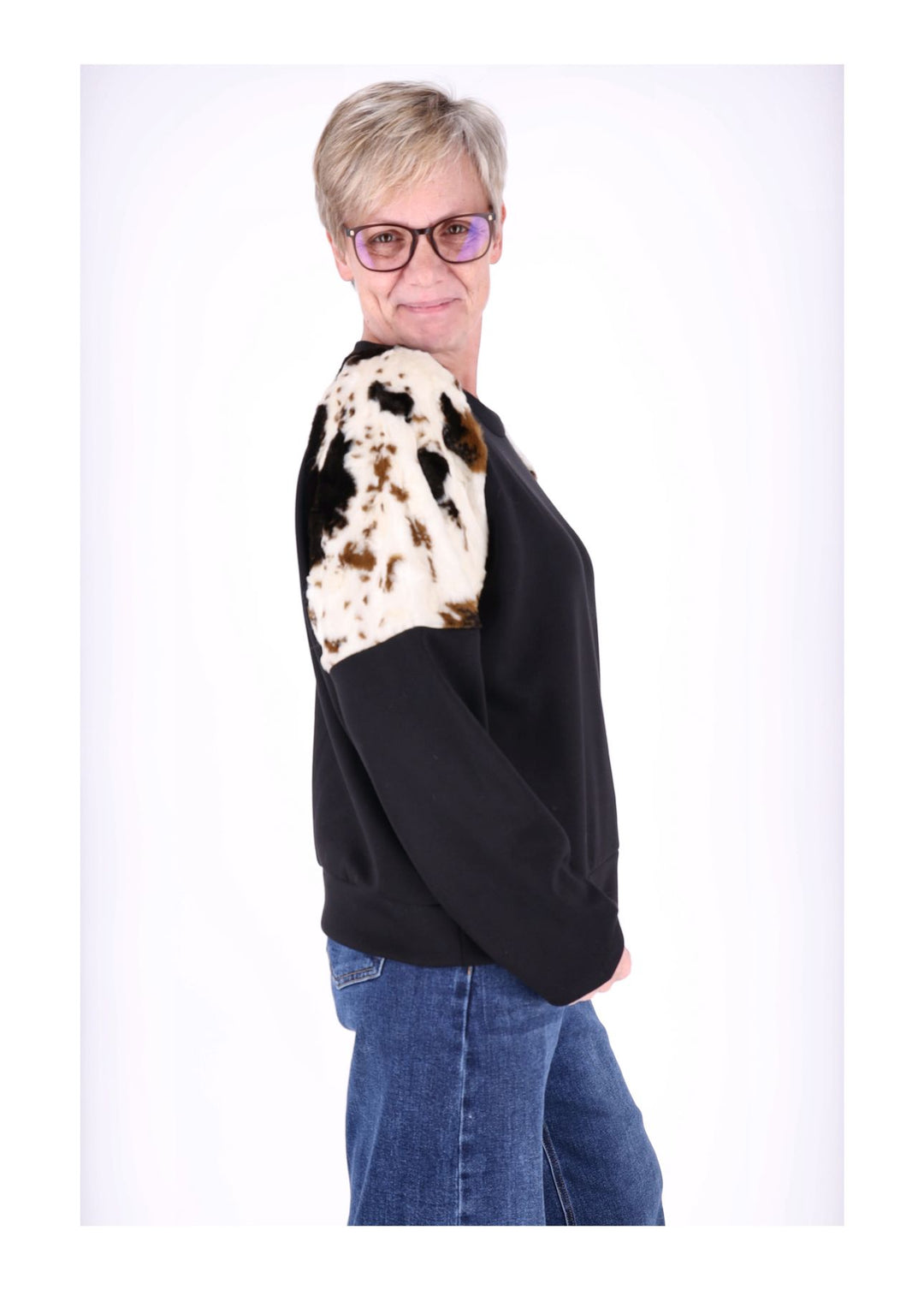 Splash of Color Sweatpullover Kuhfelleinsatz