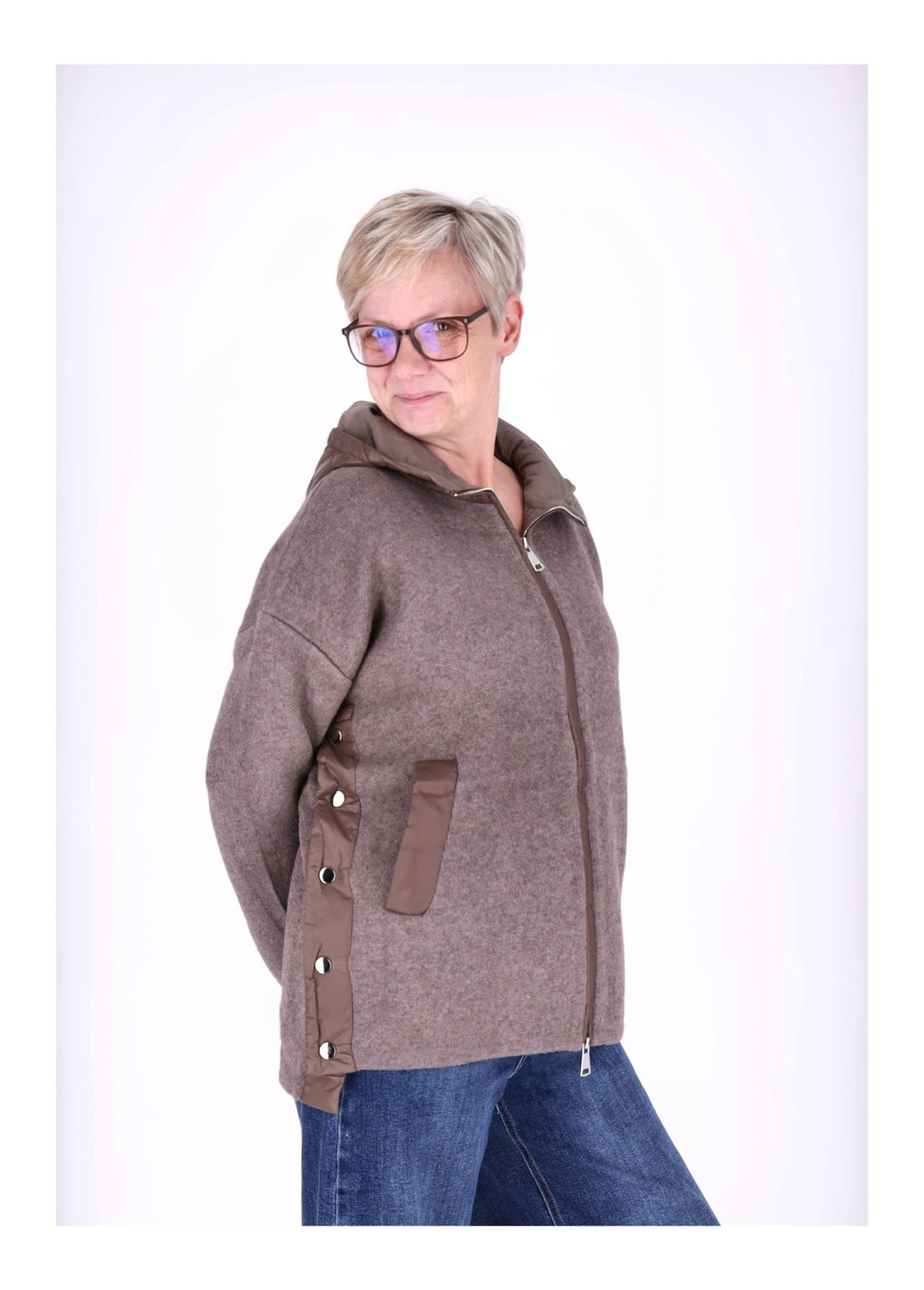 Splash of Color Strickjacke mit Steppkapuze