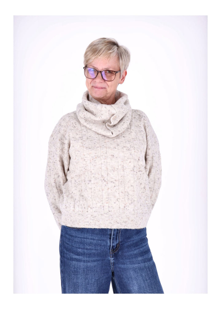 Splash of Color Strickpullover mit Schal