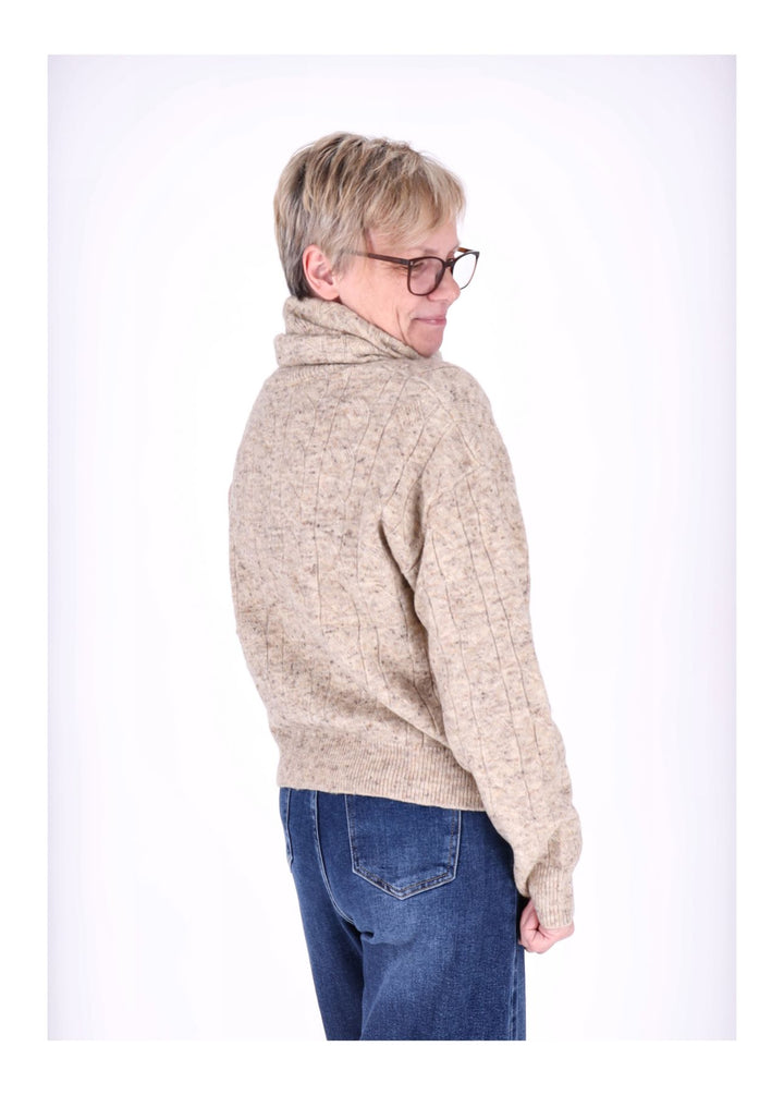 Splash of Color Strickpullover mit Schal