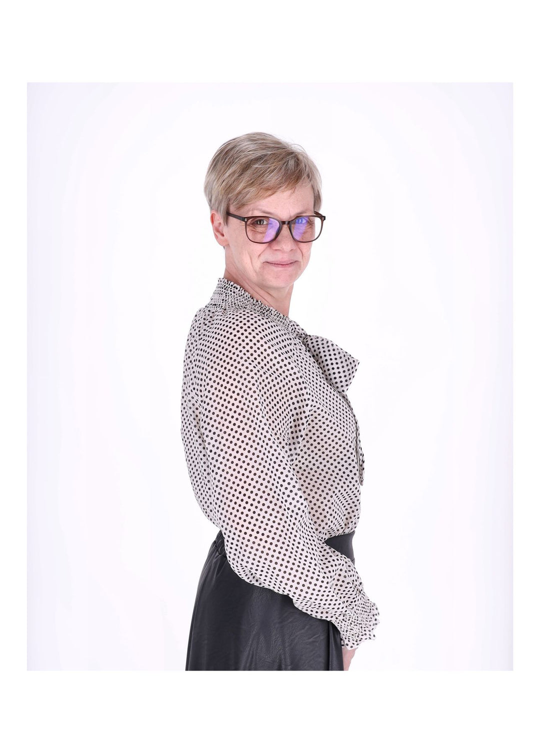 Splash of Color Bluse mit Schleife