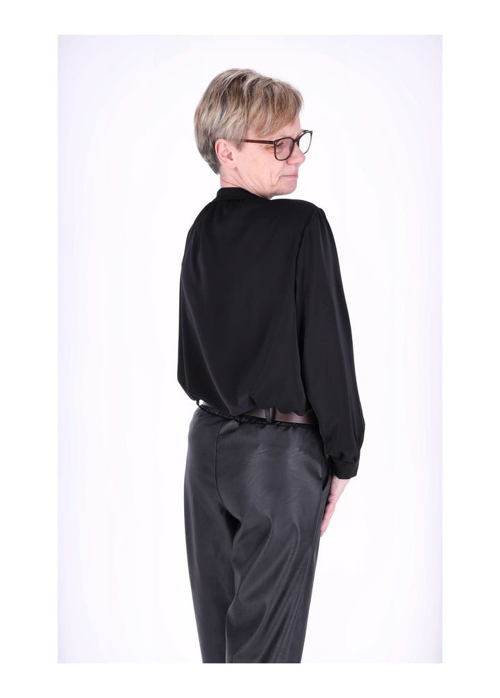 Splash of Color Bluse mit Strass-Kragen