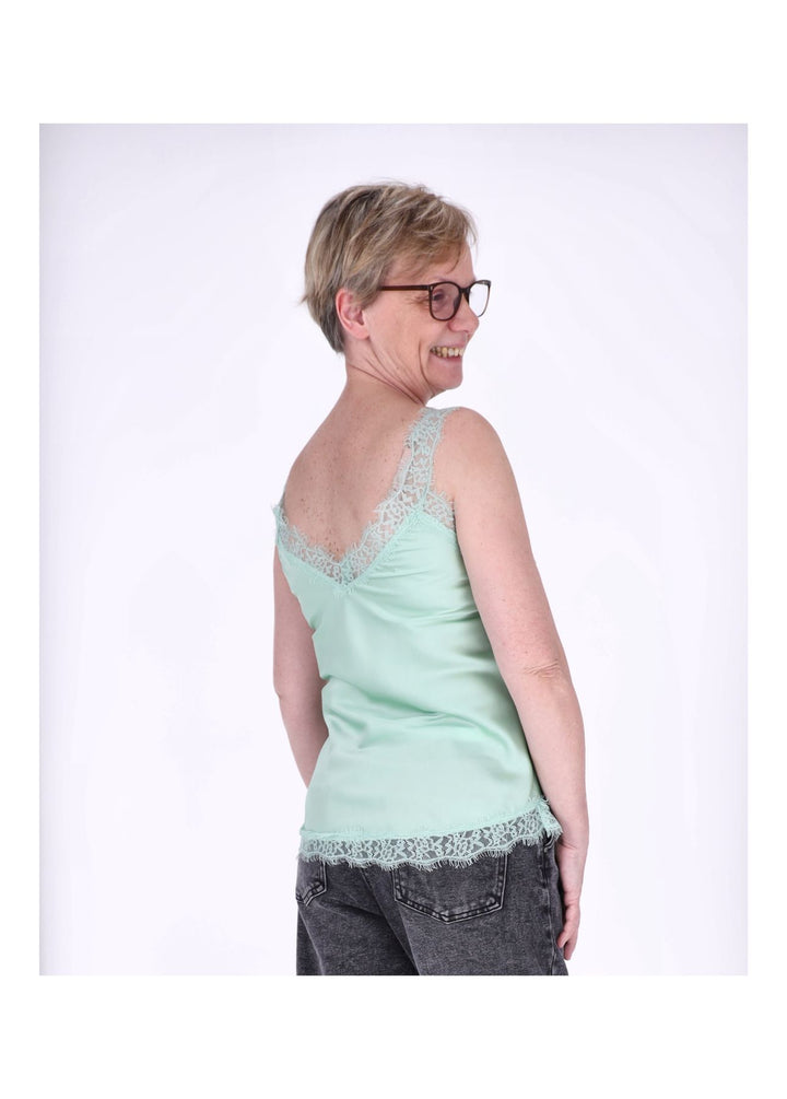 Splash of Color Top Spitze