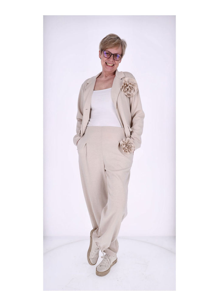 Splash of Color Damen Blazer mit Ansteckblüte