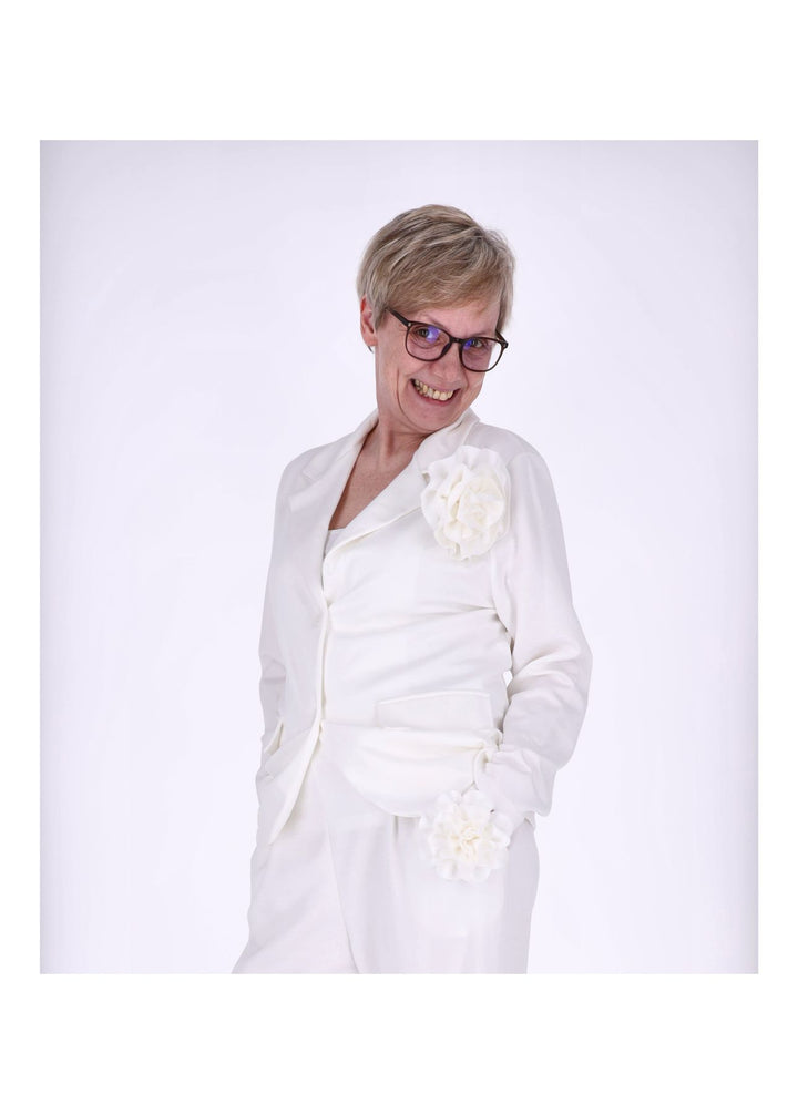 Splash of Color Damen Blazer mit Ansteckblüte