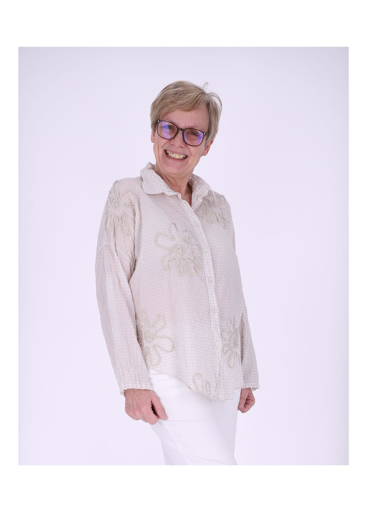 Splash of Color Karo-Bluse mit Blüten