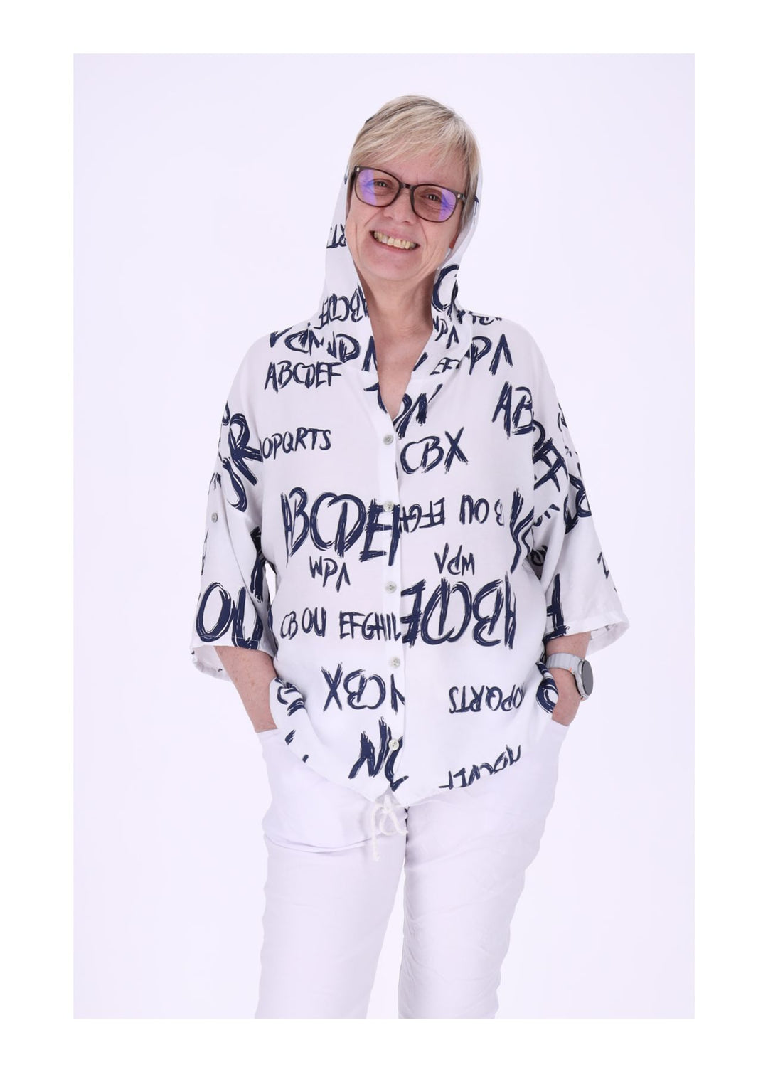 Splash of Color Bluse mit Kapuze