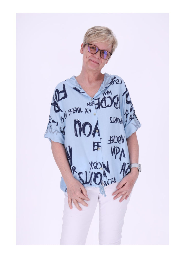 Splash of Color Bluse mit Kapuze