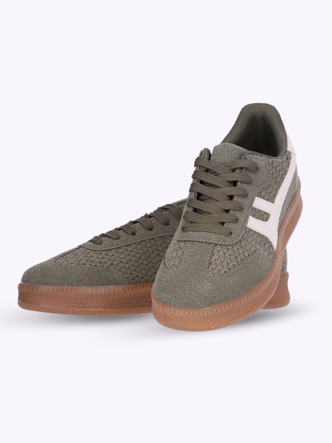 Sneaker Stoff Strickoptik