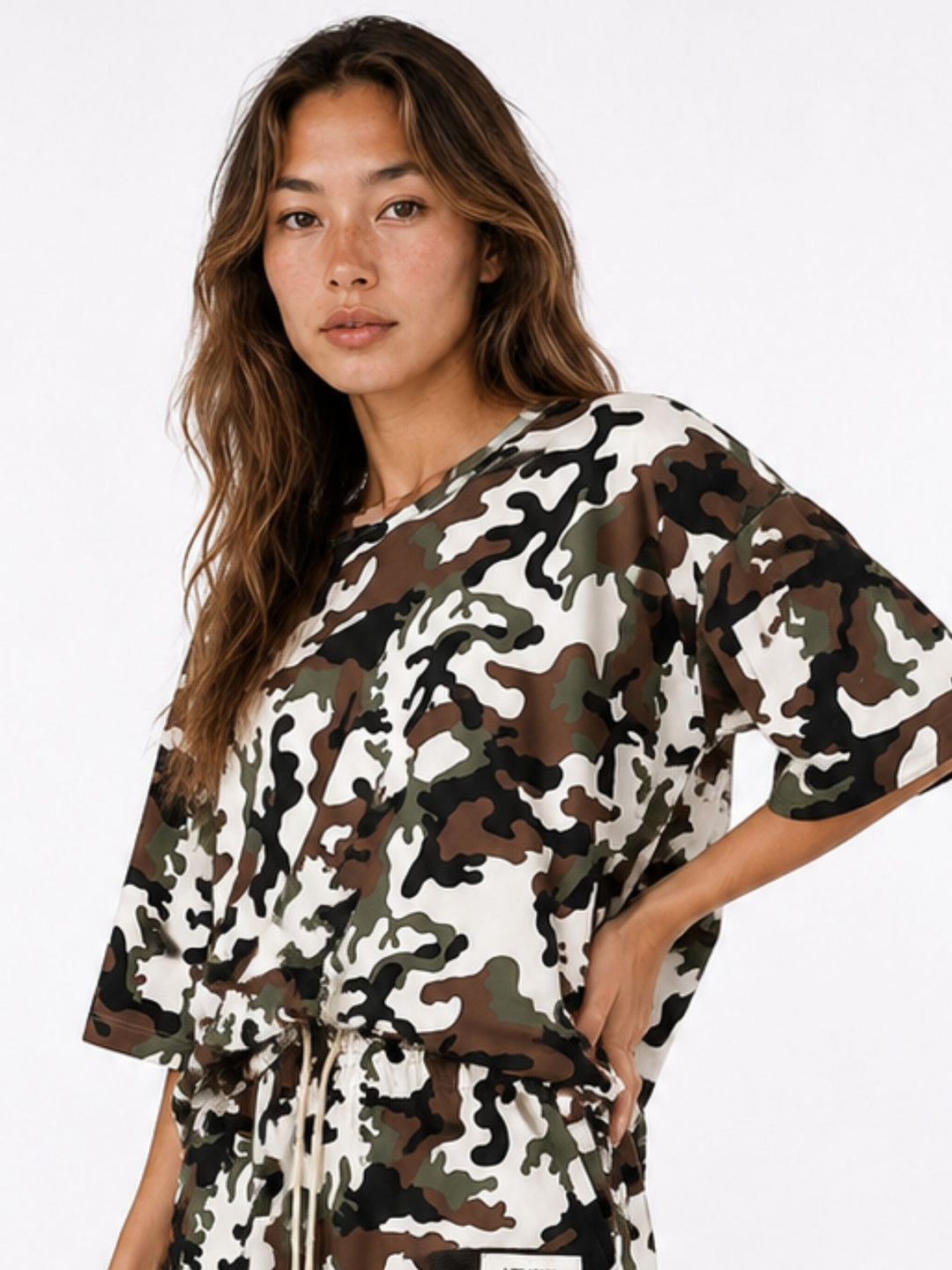 SET Damen T-Shirt und Short Camoflage