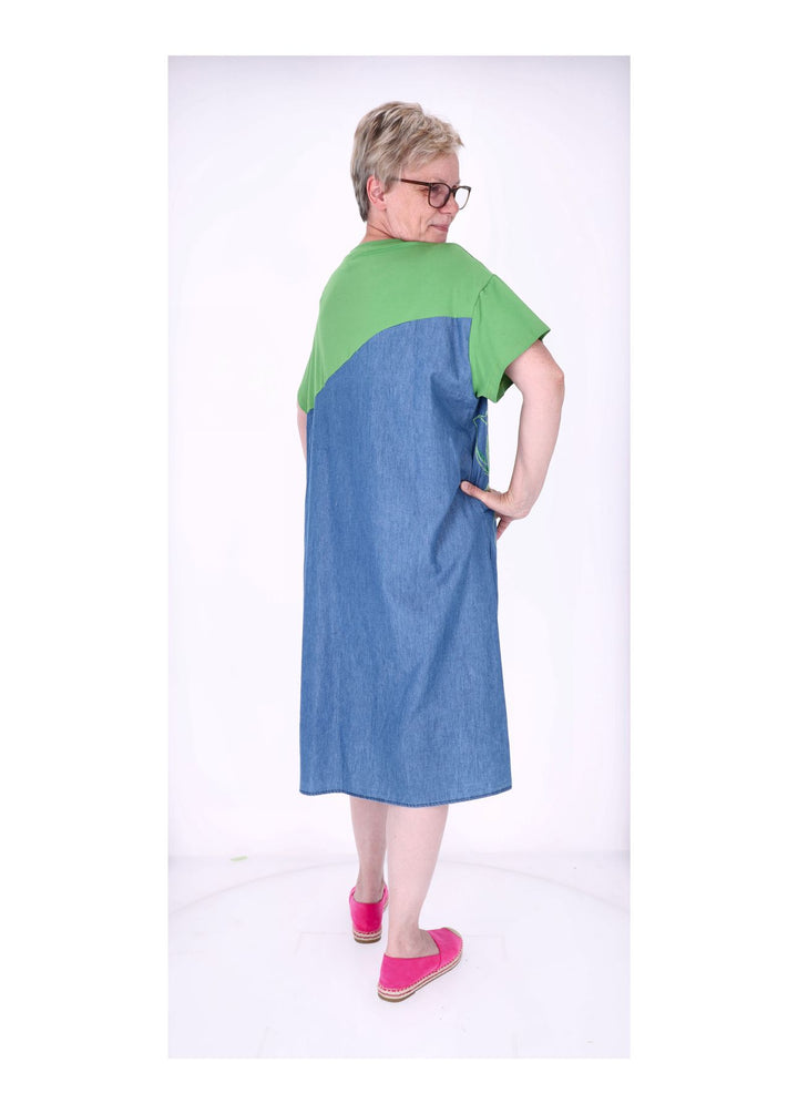 Kleid Materialmix 1/2 Arm Jeans und Jersey Stickerei