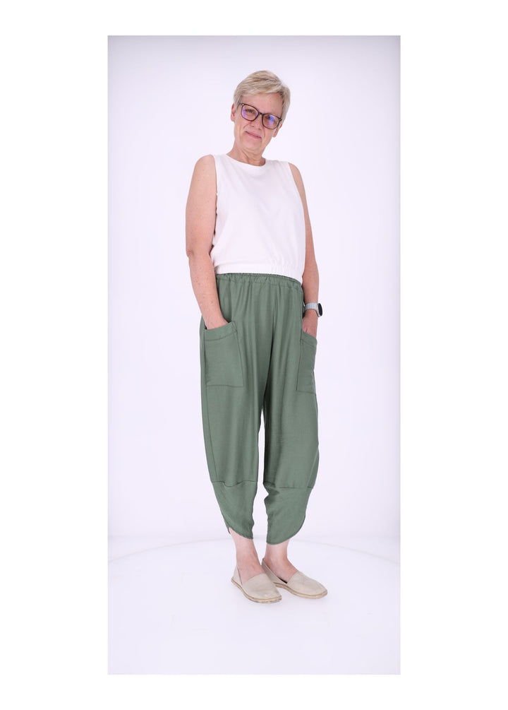 Schlupf Hose Damen aufgesetzte Taschen verkürzt