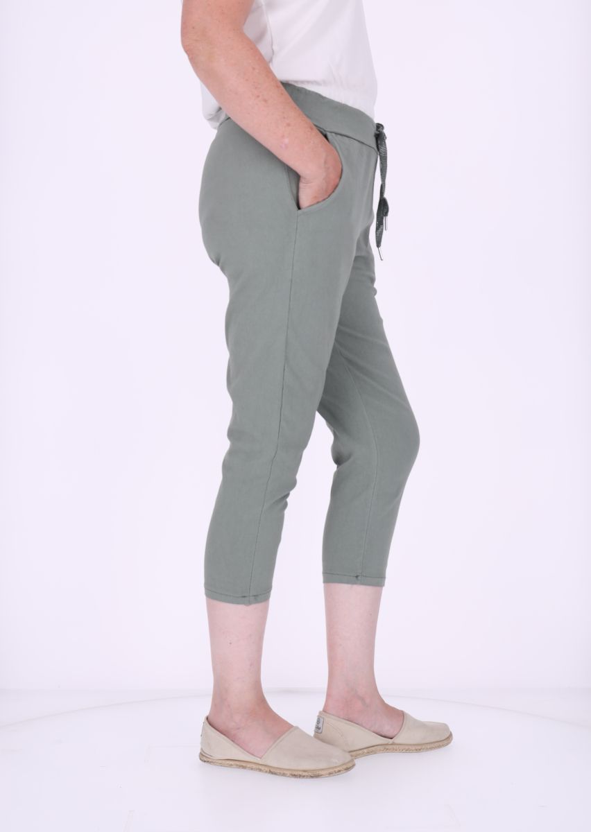 Short Damen Capri Tunnelzug