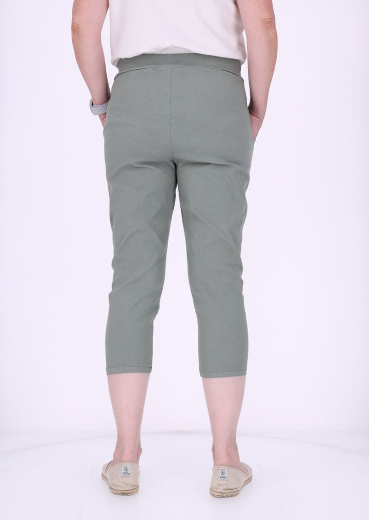 Short Damen Capri Tunnelzug