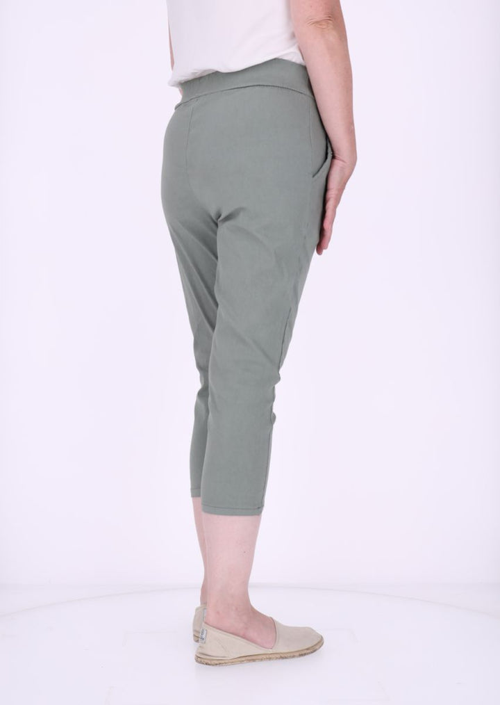 Short Damen Capri Tunnelzug