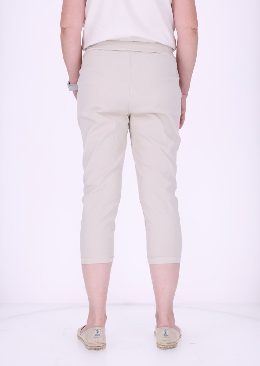 Short Damen Capri Tunnelzug