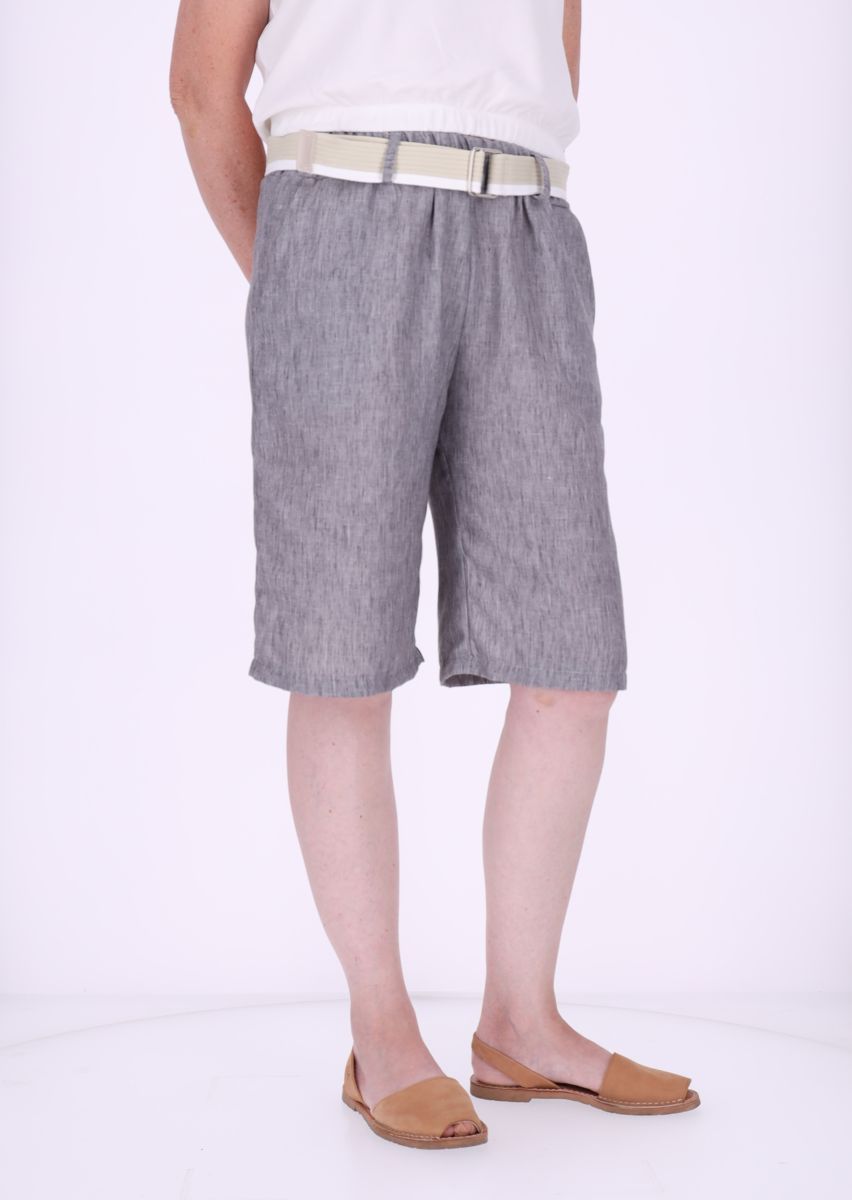 Short Damen mit Gürtel Knielang