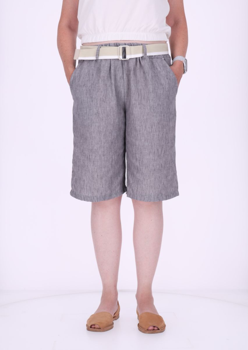 Short Damen mit Gürtel Knielang