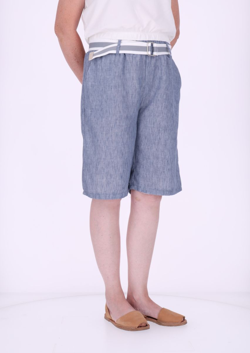 Short Damen mit Gürtel Knielang