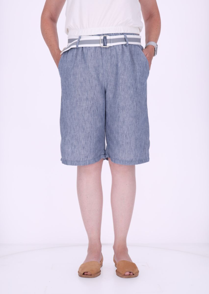 Short Damen mit Gürtel Knielang