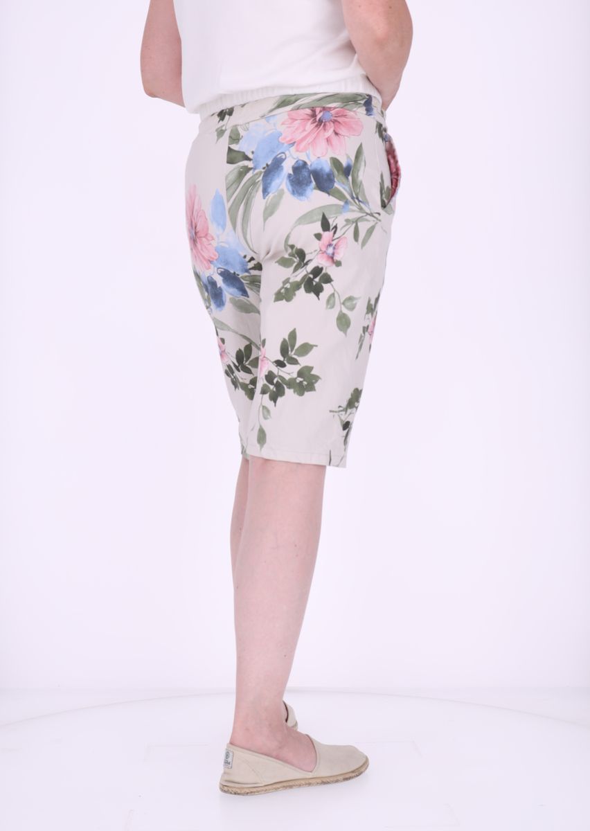 Short Damen Tunnelzug AOP Blüten