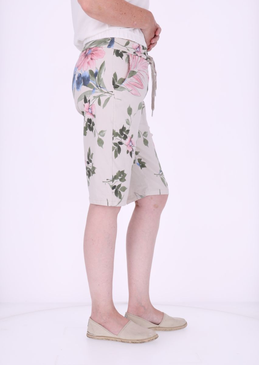 Short Damen Tunnelzug AOP Blüten