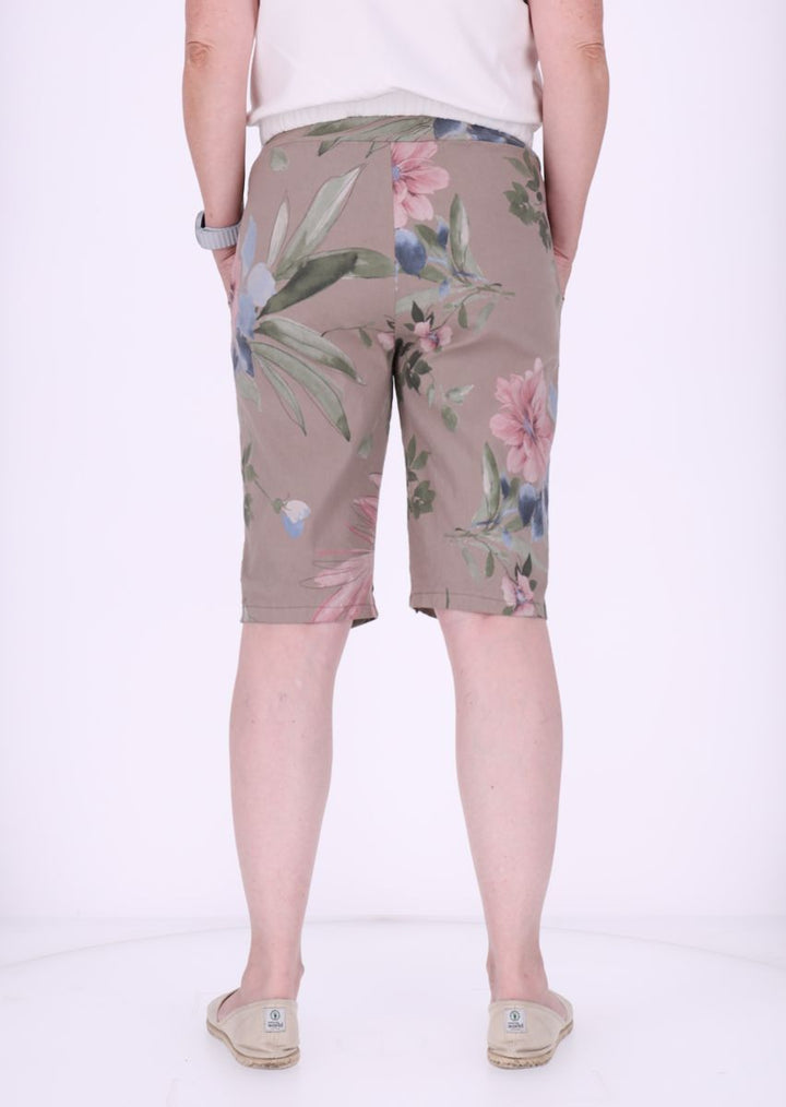 Short Damen Tunnelzug AOP Blüten