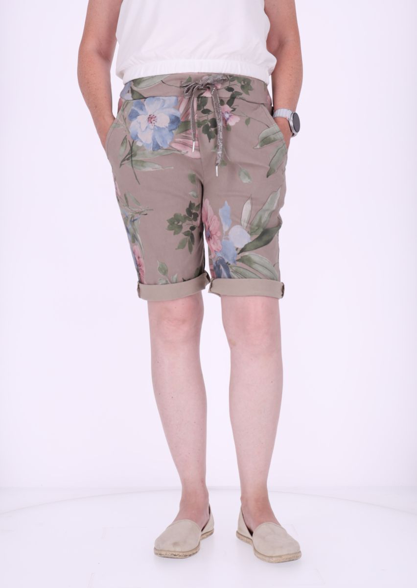 Short Damen Tunnelzug AOP Blüten