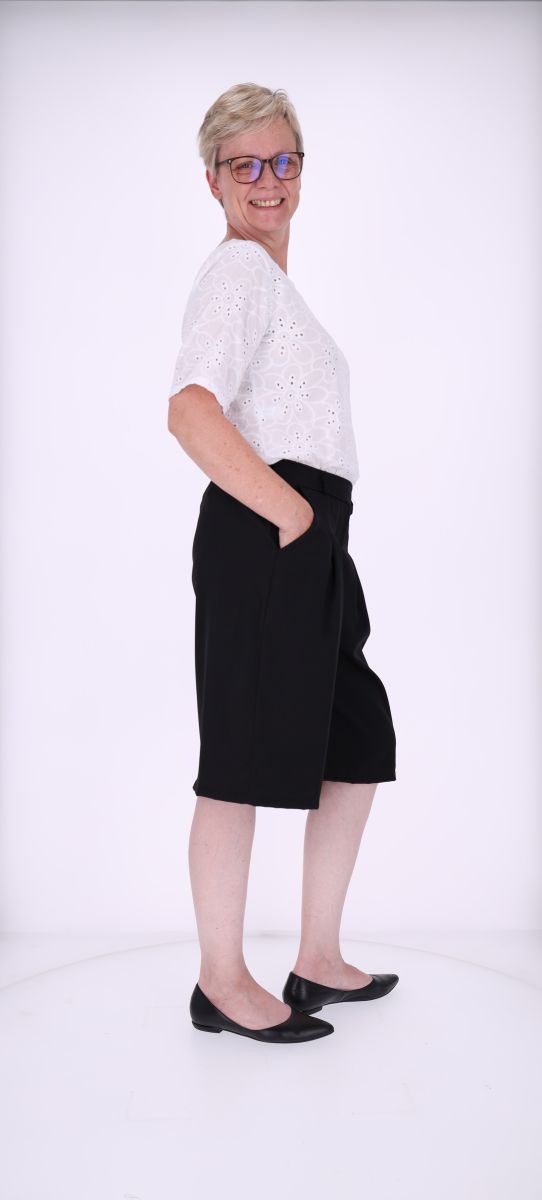 Short Damen Knielang