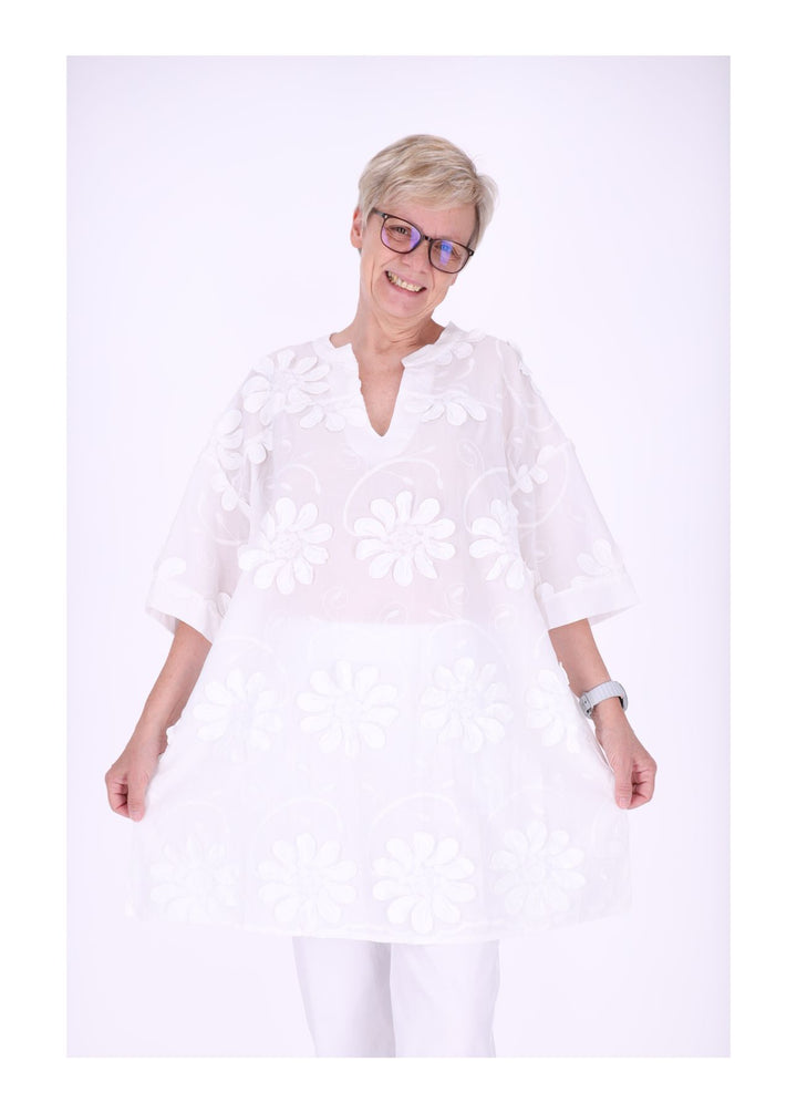 Longshirt Kragen V-Ausschnitt Blüten 3D