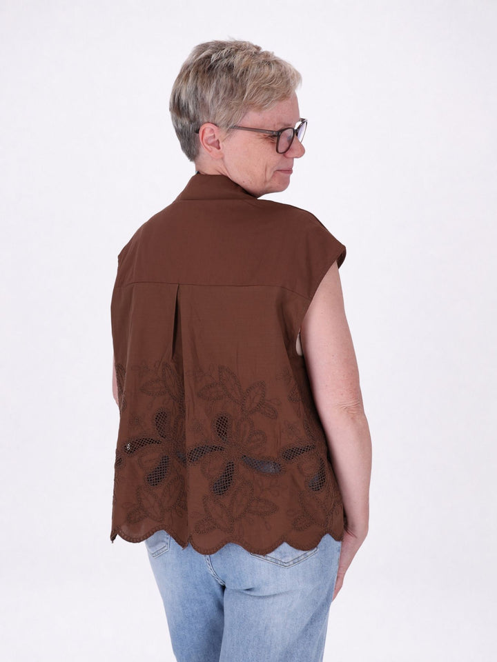 Bluse ohne Arm Lochmuster und Stickerei