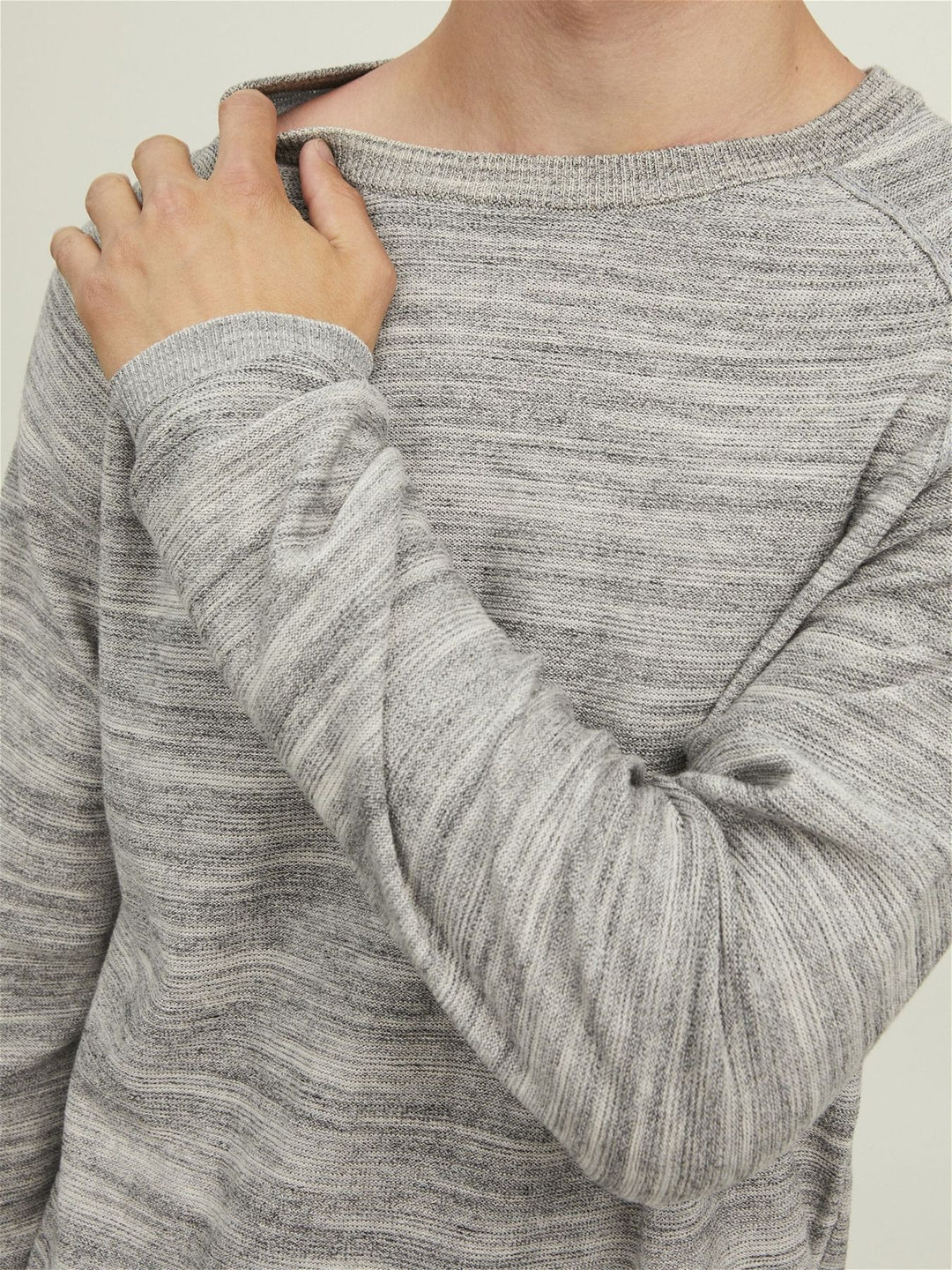 JCOBERG KNIT CREW NECK