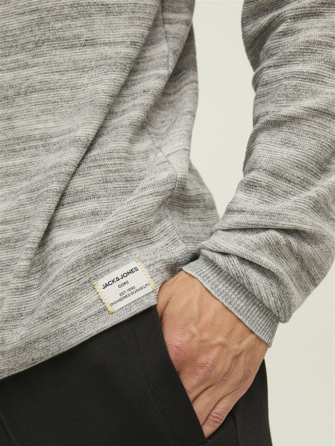JCOBERG KNIT CREW NECK