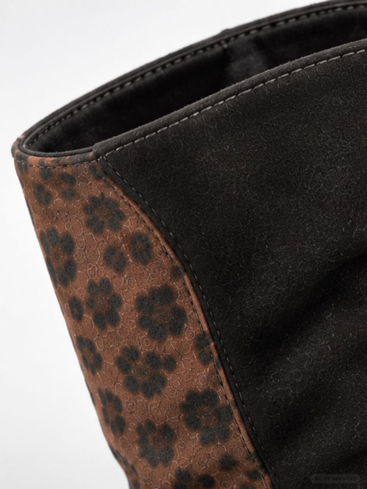 Schwarze Damen Boots mit Leo-Detail