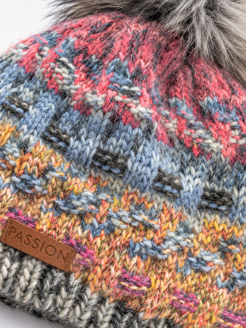 Damen Strickmütze Multicolor mit flauschigem Bommel