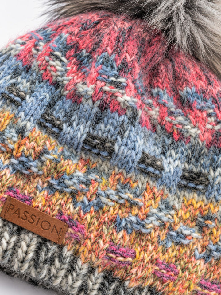 Damen Strickmütze Multicolor mit flauschigem Bommel