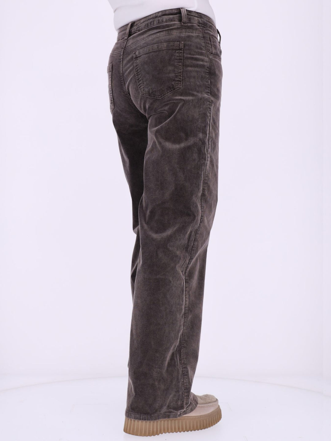 Cordhose Damen – lässiger Klassiker mit hohem Tragekomfort
