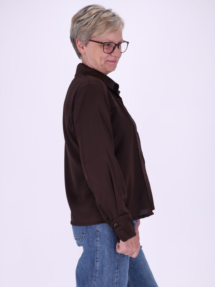 Braune Damenbluse mit Hemdkragen