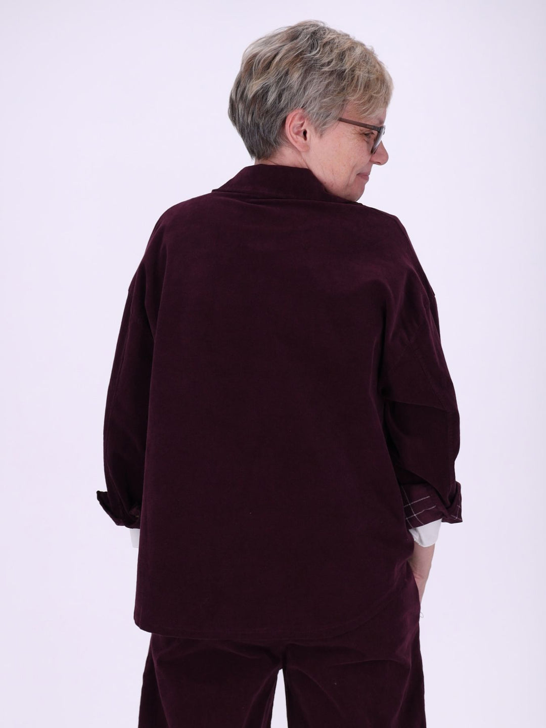 Damen Cord-Overshirt Rot – mit kariertem Innenfutter