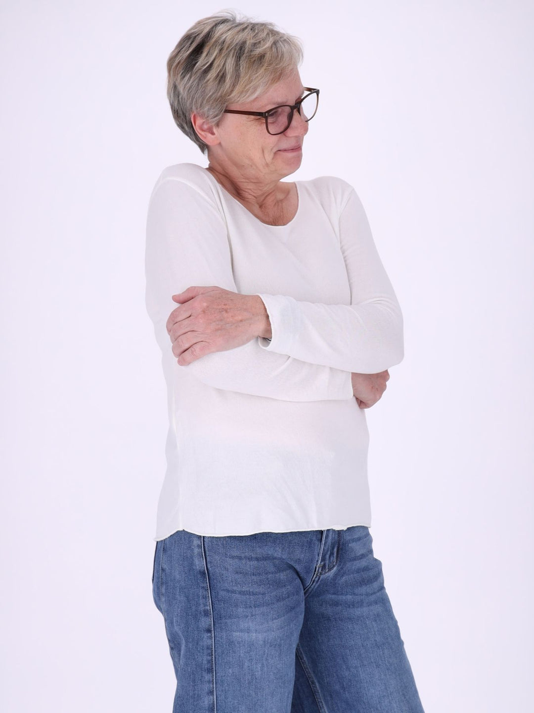 Damen Feinstrickshirt mit Rundhalsausschnitt – Weiß