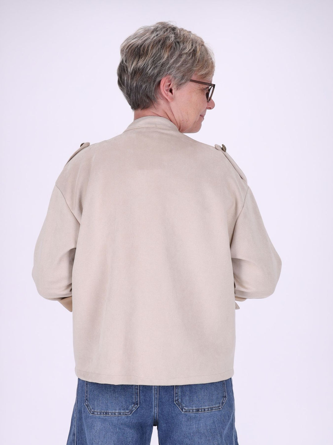 Beige Military Jacke Damen in Veloursoptik – offen & detailreich