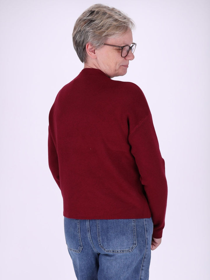 Bordeaux Strickpullover Damen mit Stehkragen & Blüten – feminine 3D-Details