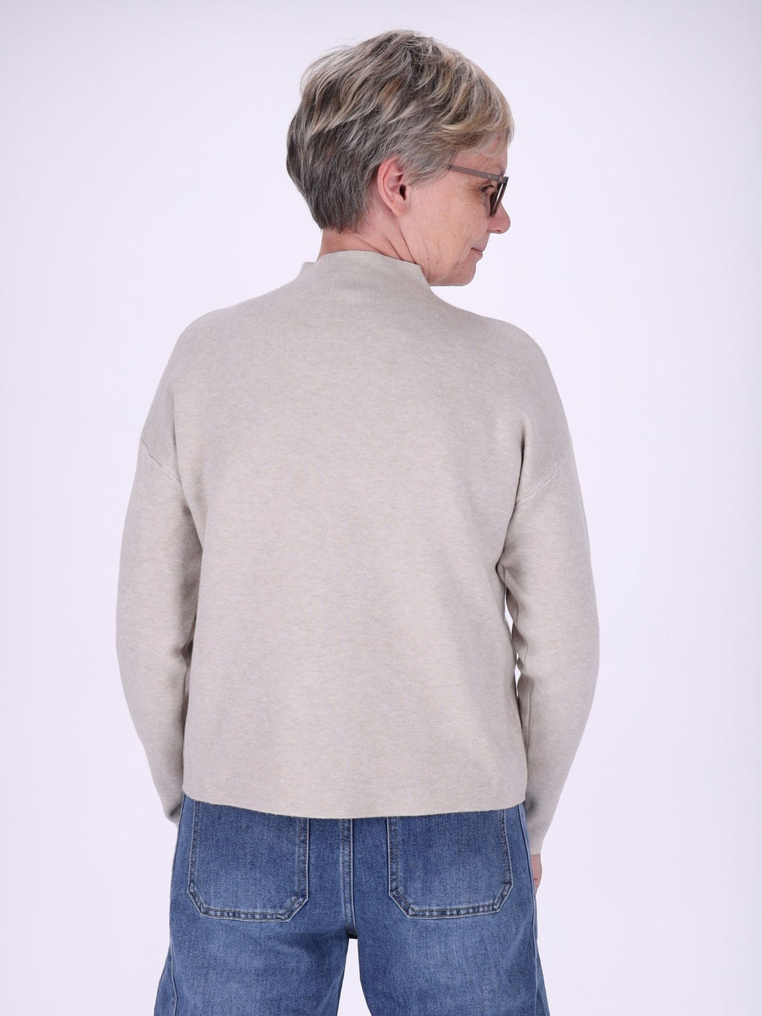 Fango Strickpullover Damen mit Stehkragen & Blüten – feminine 3D-Details