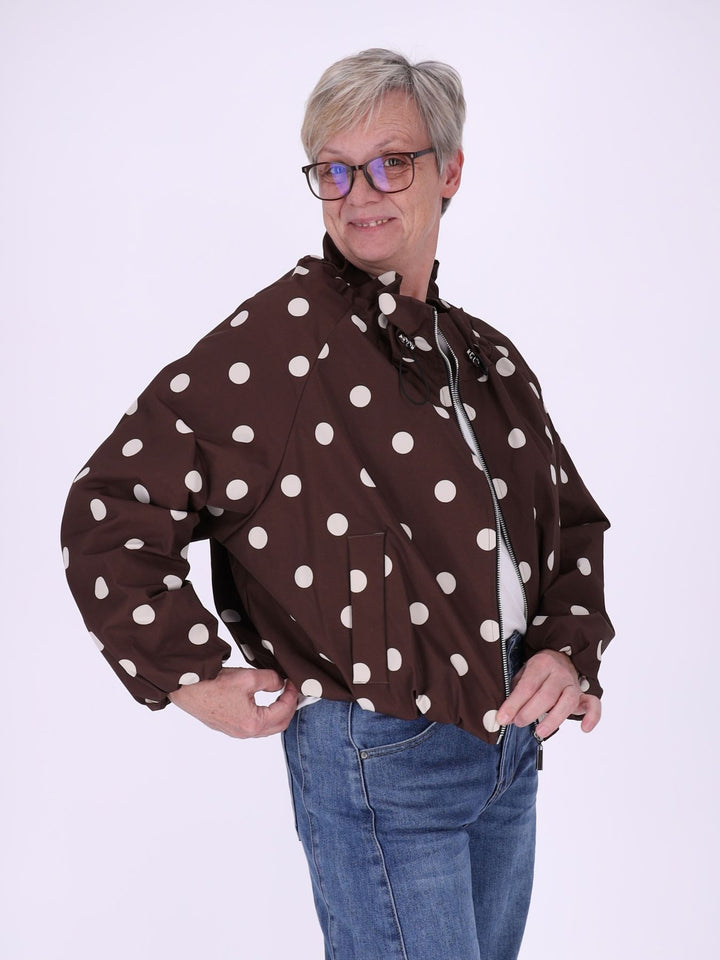Leichte Damenjacke in Braun mit weißen Polka Dots