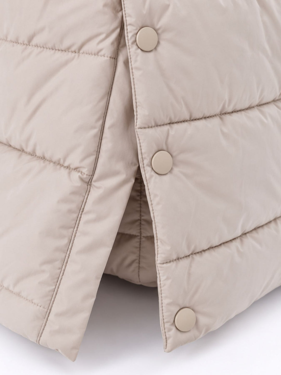 Beiger Damen Steppmantel mit BIONIC-FINISH® ECO – wasserabweisend, modern & zeitlos
