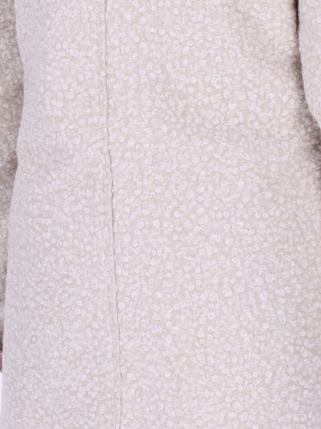 Weißer Damen Bouclé-Mantel mit abtrennbarer Stepp-Innenjacke – elegant, vielseitig & mit recycelten Materialien