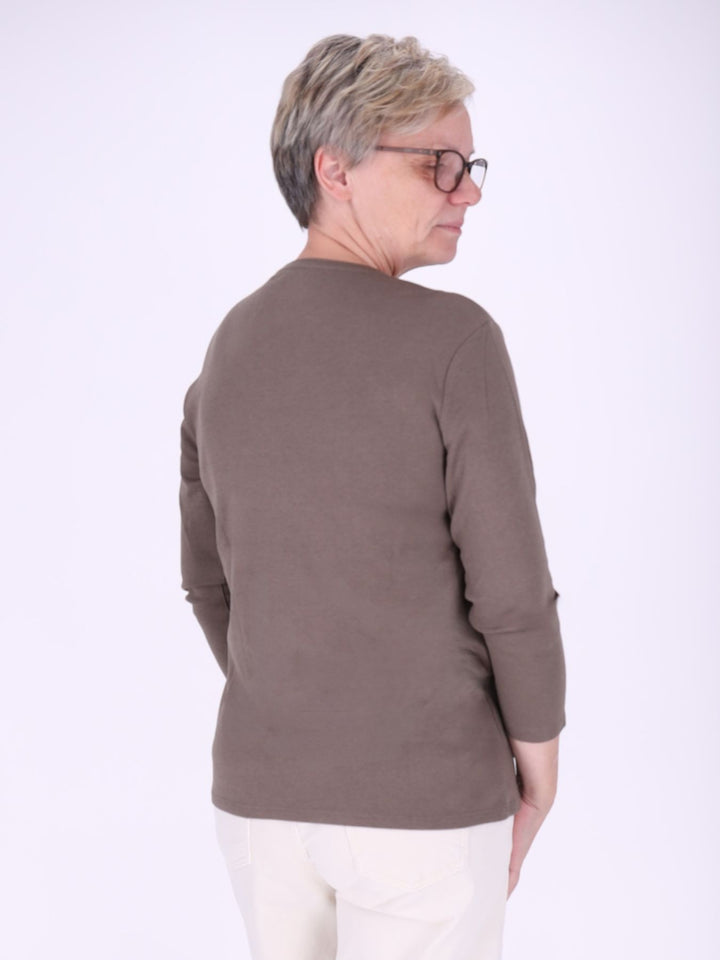 V-Ausschnitt Shirt Damen mit 3/4-Arm aus 100 % Baumwolle – Walnuss