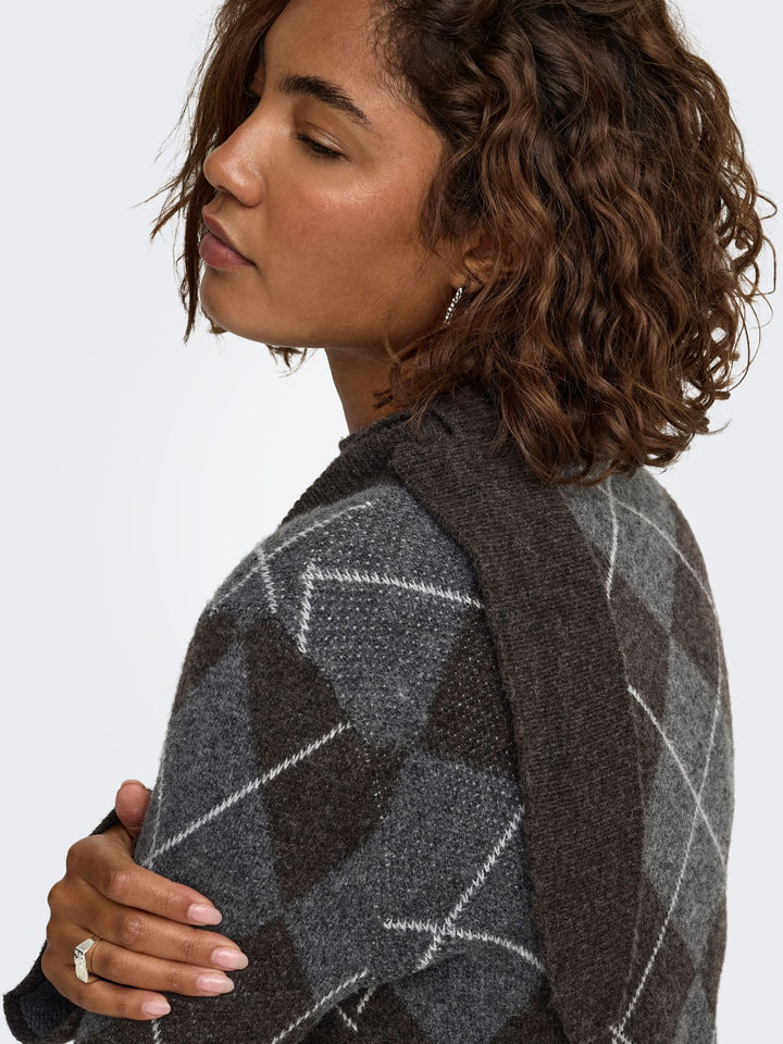 ONLOLIVIA LS ARGYLE TIE HIGHNECK CC