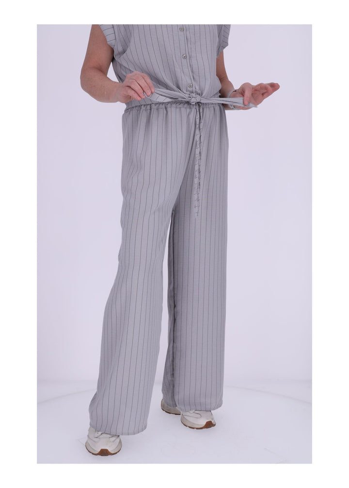Splash of Color Damen Hose Nadelstreifen